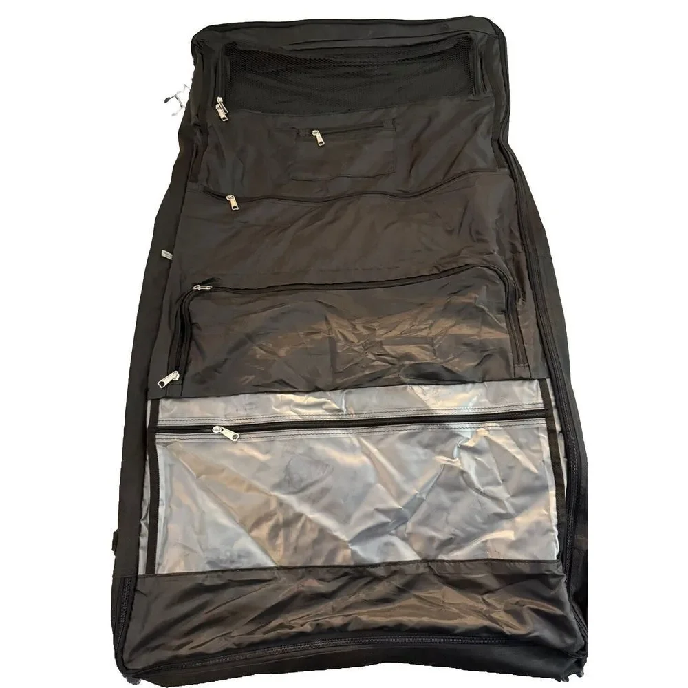 NWT Delsey Paris 45